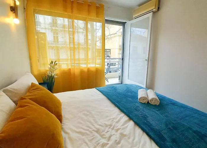 Apartman Palais Carnot With Balcony And A C